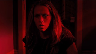 The new<i> Lights Out</i> trailer explores a dark family curse